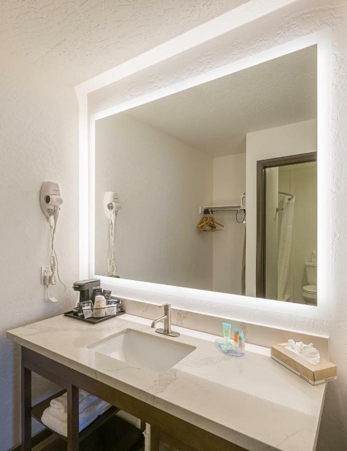 Lux Verde Hotel Cottonwood Zewnętrze zdjęcie